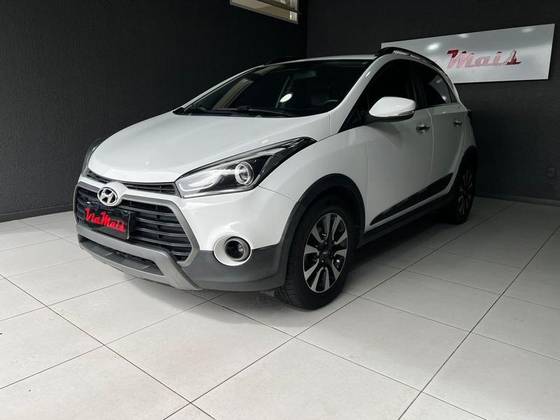 HYUNDAI HB20X 1.6 16V PREMIUM FLEX 4P AUTOMÁTICO